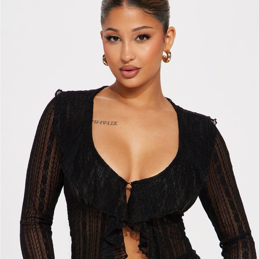 Fashion Nova Black Ruffled Tie Front Blouse